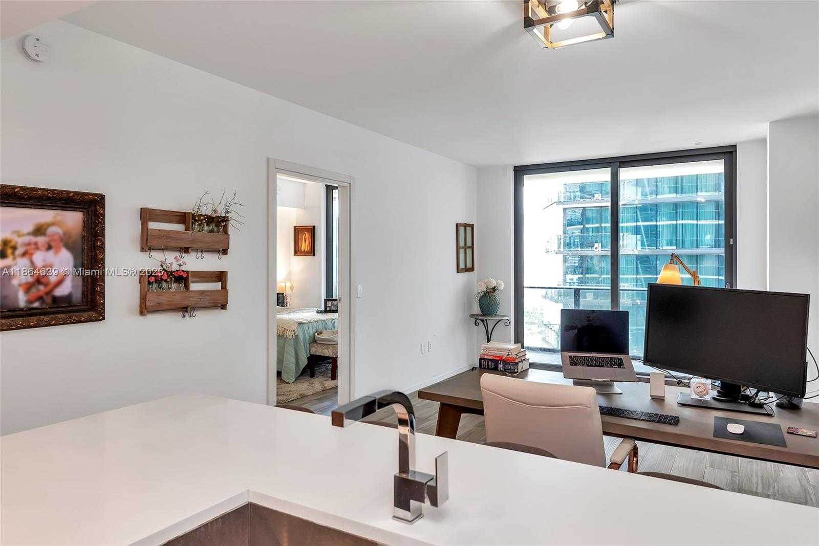 Small Image of 801 SOUTH MIAMI AVE #1708, Miami Number 22
