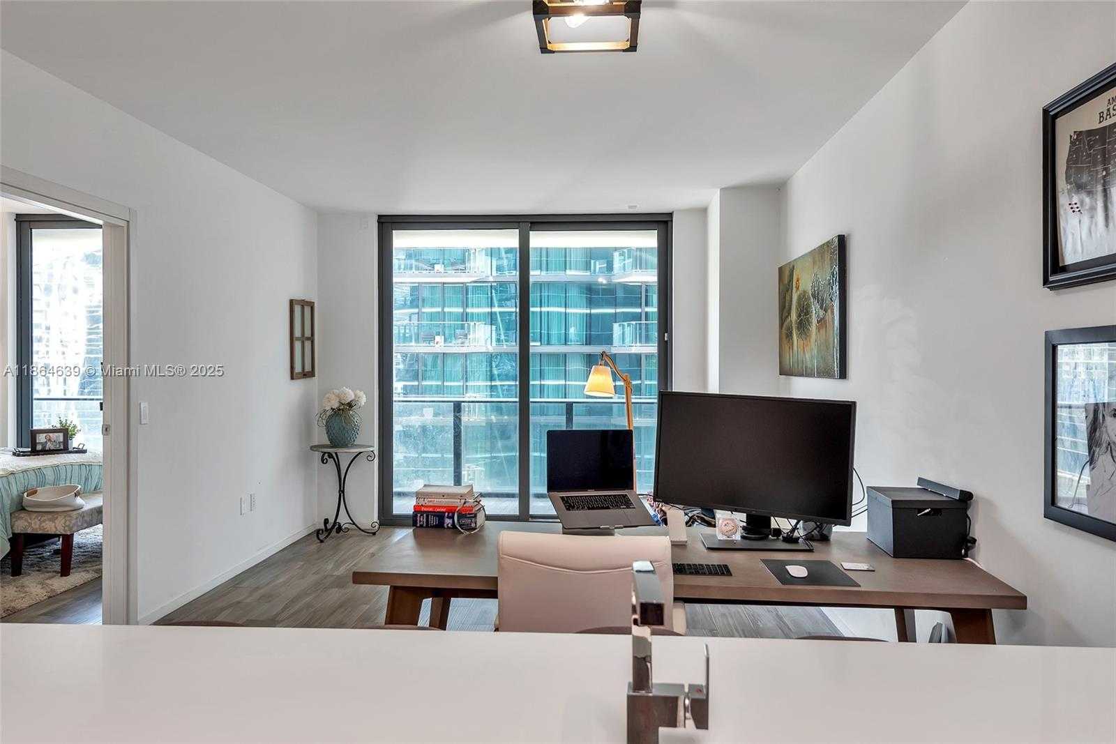 Small Image of 801 SOUTH MIAMI AVE #1708, Miami Number 24