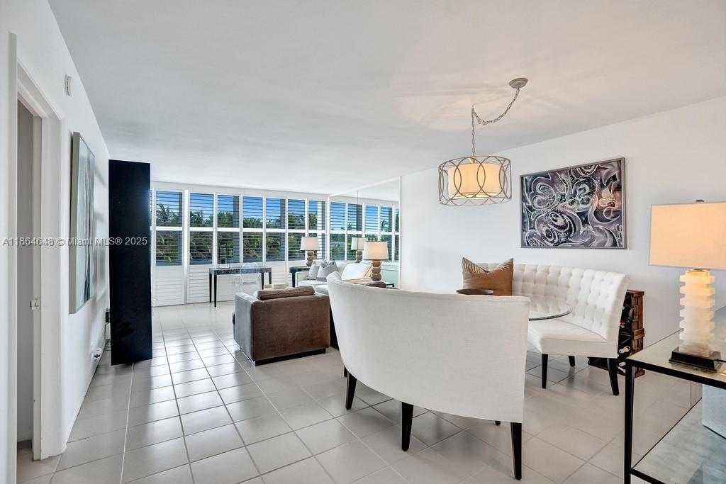 Small Image of 2295 SOUTH OCEAN BLVD #505, Palm Beach Number 11