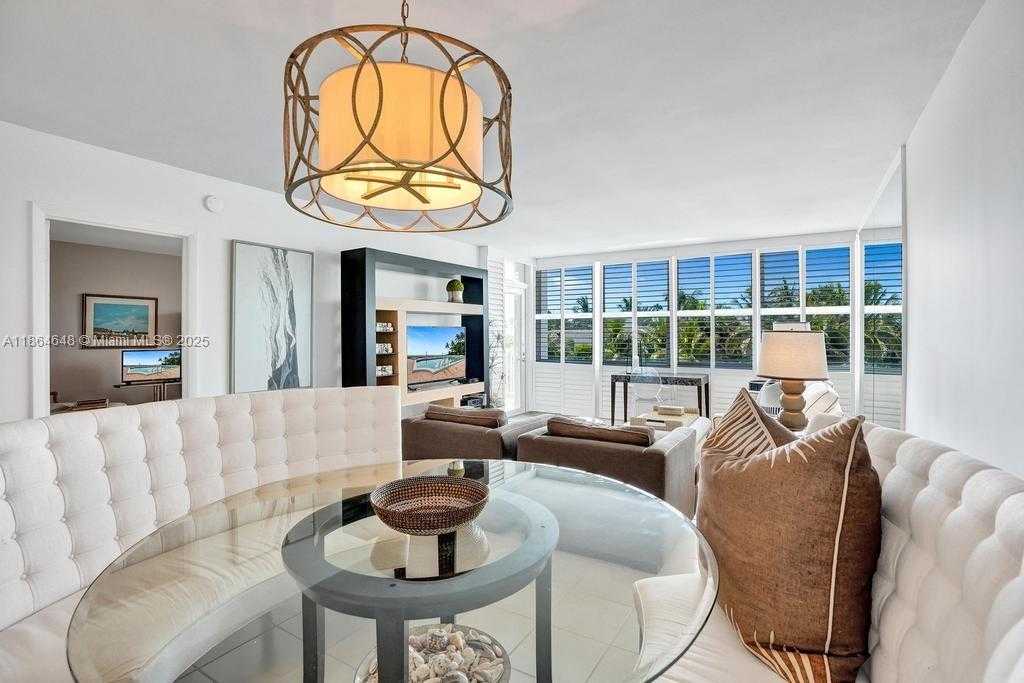 Small Image of 2295 SOUTH OCEAN BLVD #505, Palm Beach Number 13