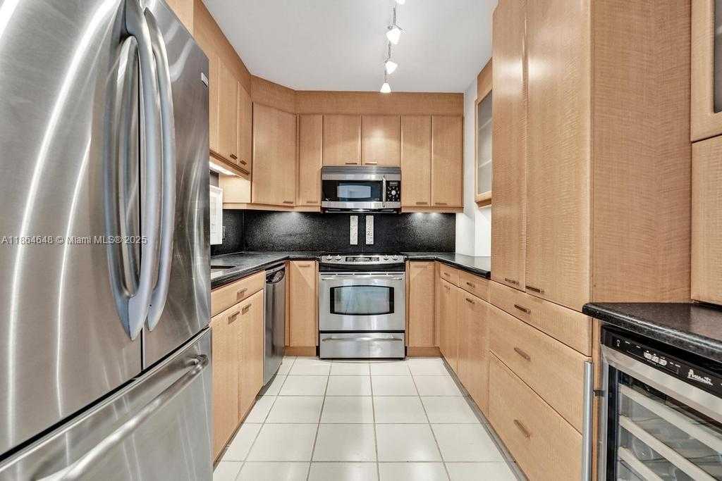 Small Image of 2295 SOUTH OCEAN BLVD #505, Palm Beach Number 22