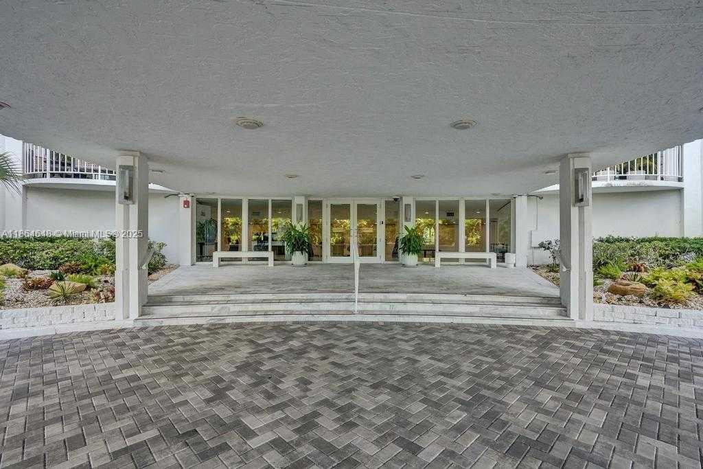 Small Image of 2295 SOUTH OCEAN BLVD #505, Palm Beach Number 28