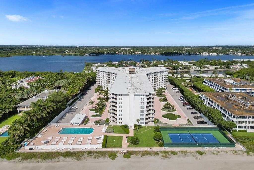 Small Image of 2295 SOUTH OCEAN BLVD #505, Palm Beach Number 3