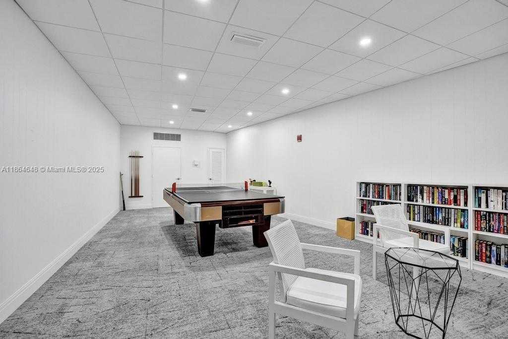 Small Image of 2295 SOUTH OCEAN BLVD #505, Palm Beach Number 31