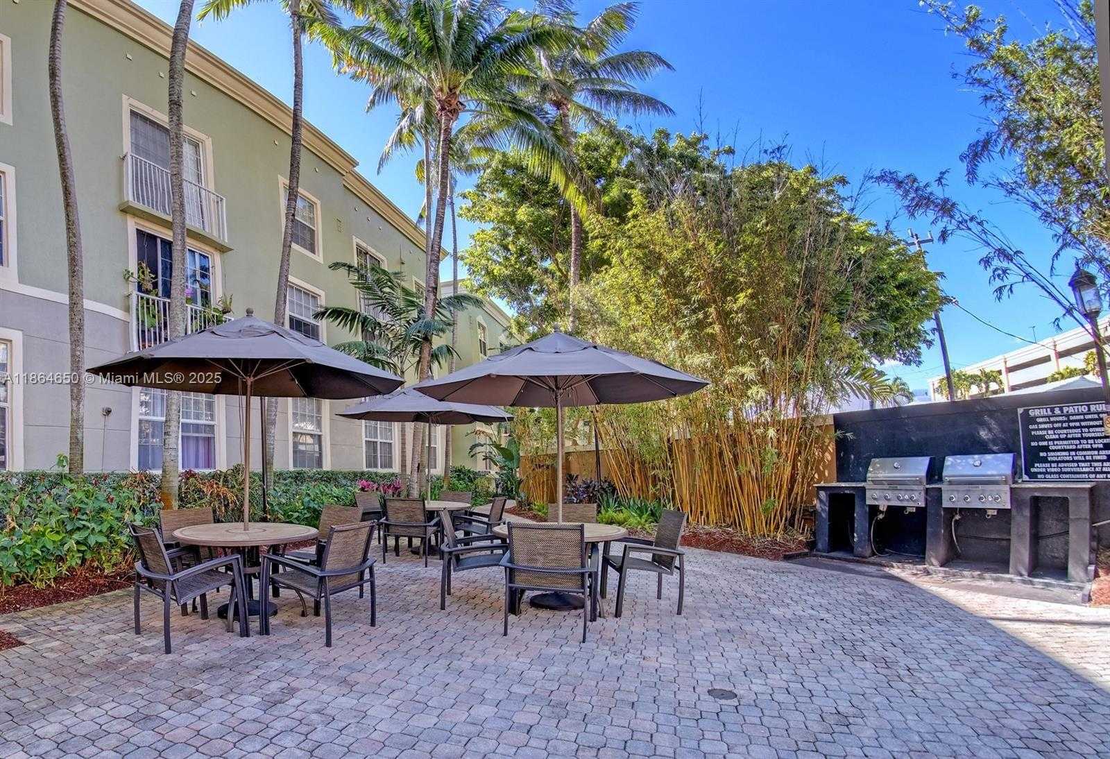 Small Image of 1919 VAN BUREN ST #321A, Hollywood Number 18