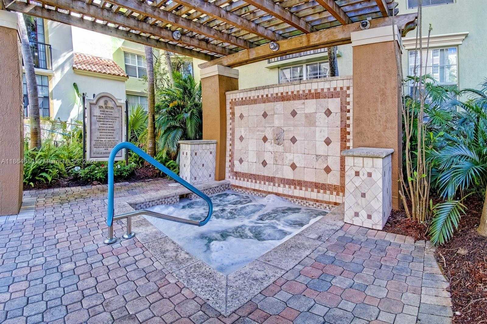 Small Image of 1919 VAN BUREN ST #321A, Hollywood Number 19