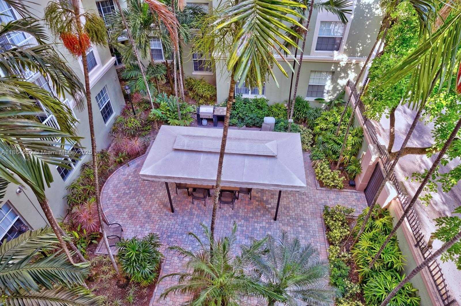 Small Image of 1919 VAN BUREN ST #321A, Hollywood Number 27