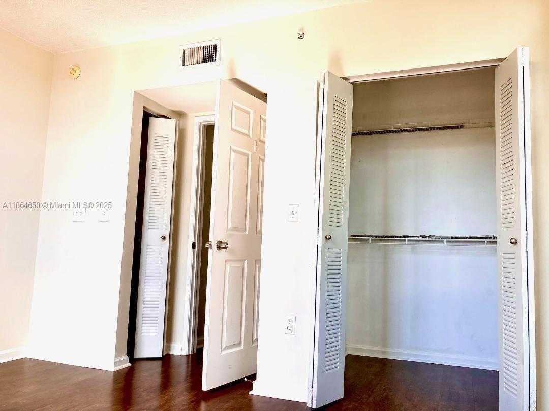 Small Image of 1919 VAN BUREN ST #321A, Hollywood Number 7