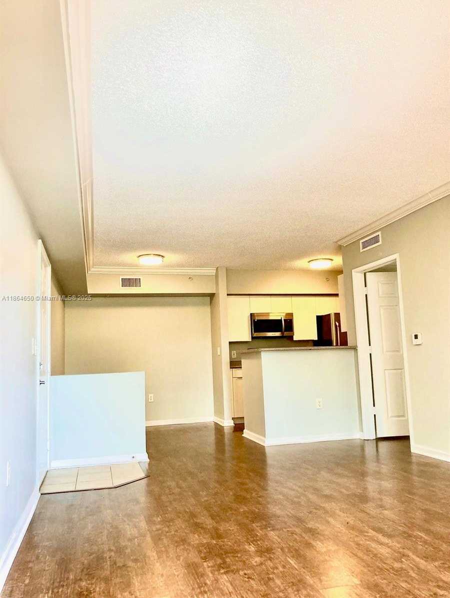 Small Image of 1919 VAN BUREN ST #321A, Hollywood Number 9