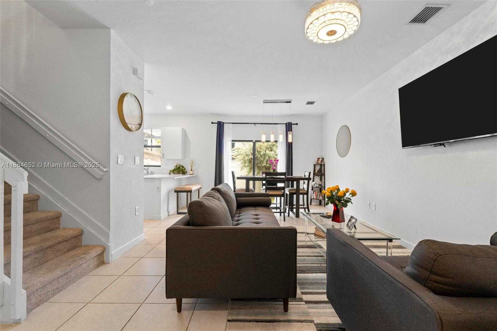 Small Image of 20380 NORTH WEST 5TH CT, Miami Gardens Number 10