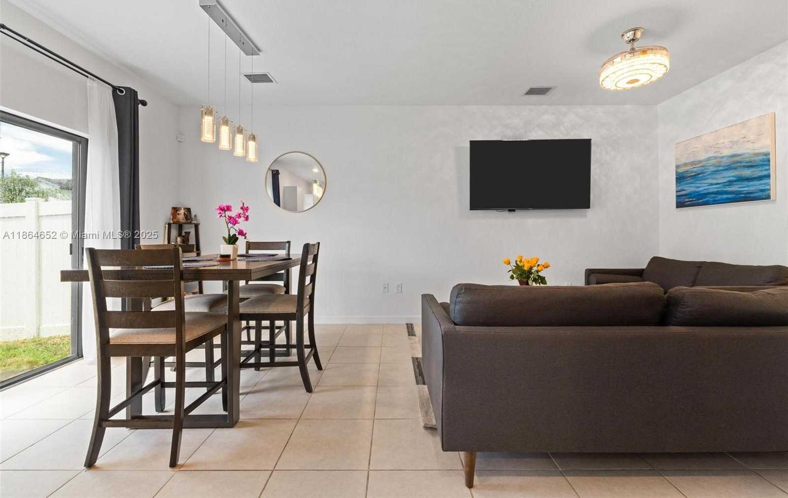 Small Image of 20380 NORTH WEST 5TH CT, Miami Gardens Number 14