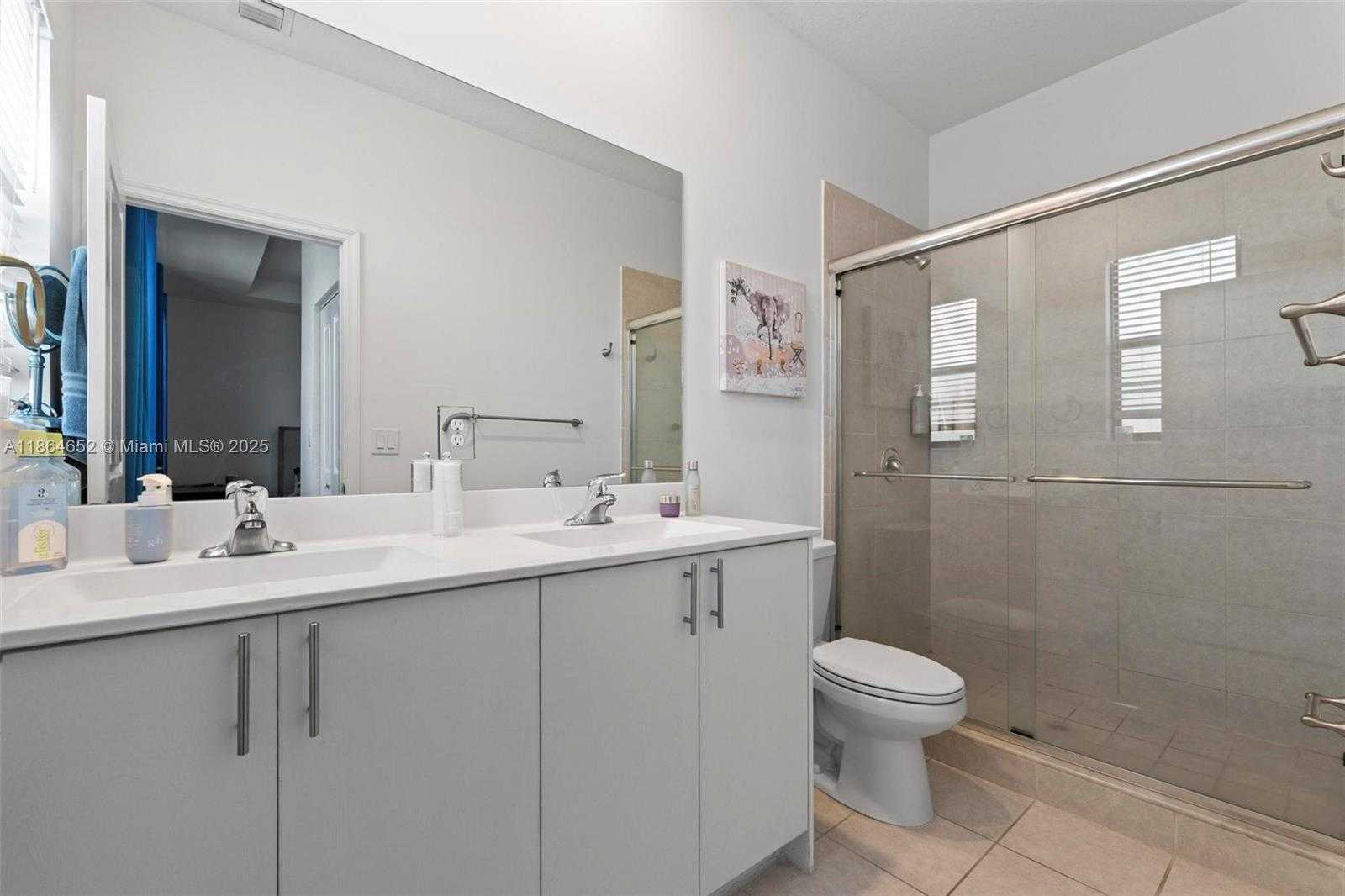 Small Image of 20380 NORTH WEST 5TH CT, Miami Gardens Number 29