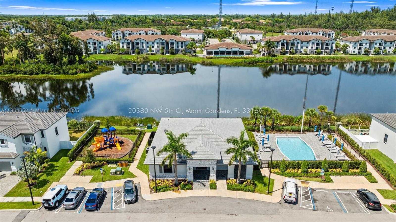 Small Image of 20380 NORTH WEST 5TH CT, Miami Gardens Number 38