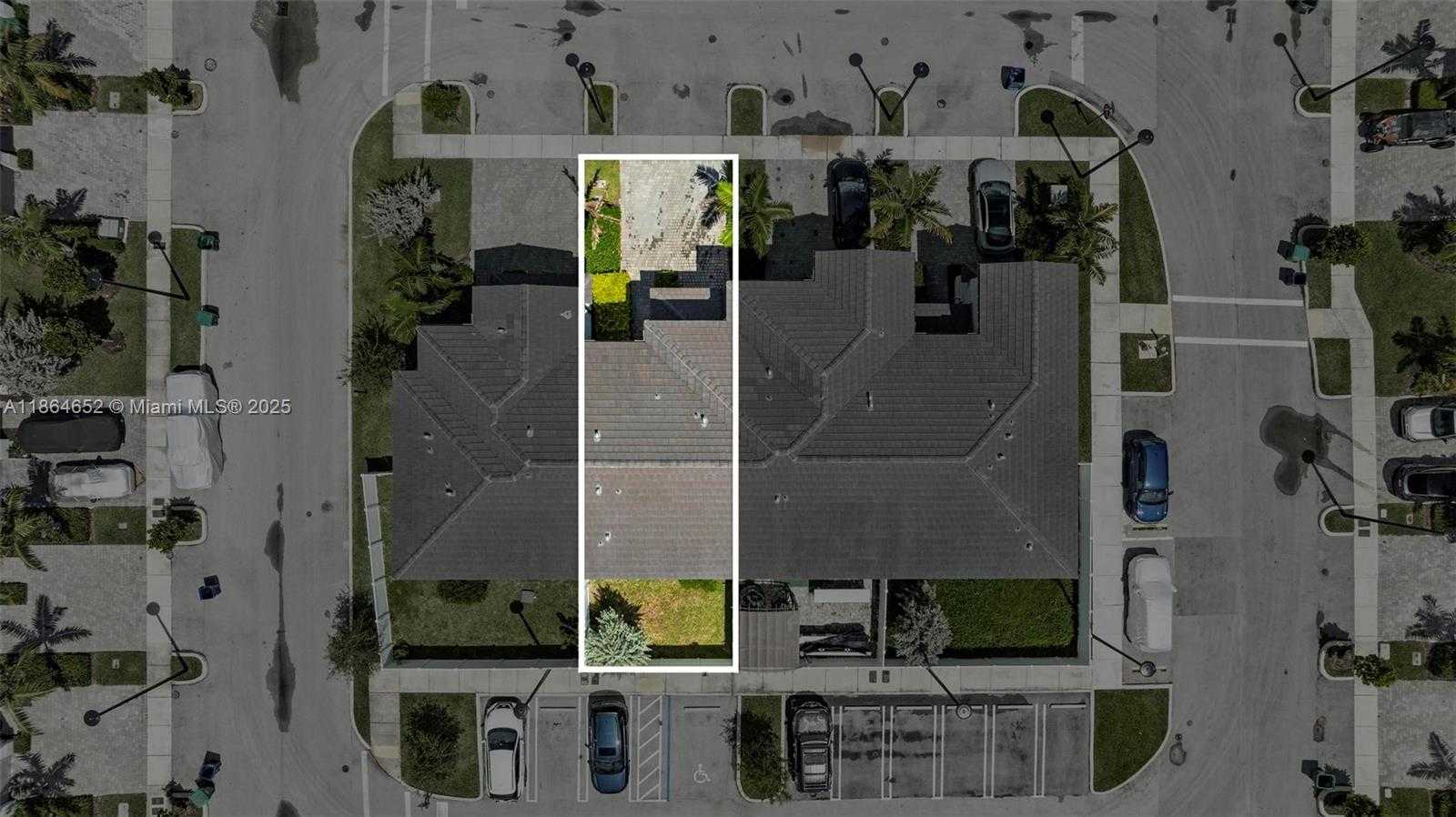 Small Image of 20380 NORTH WEST 5TH CT, Miami Gardens Number 40