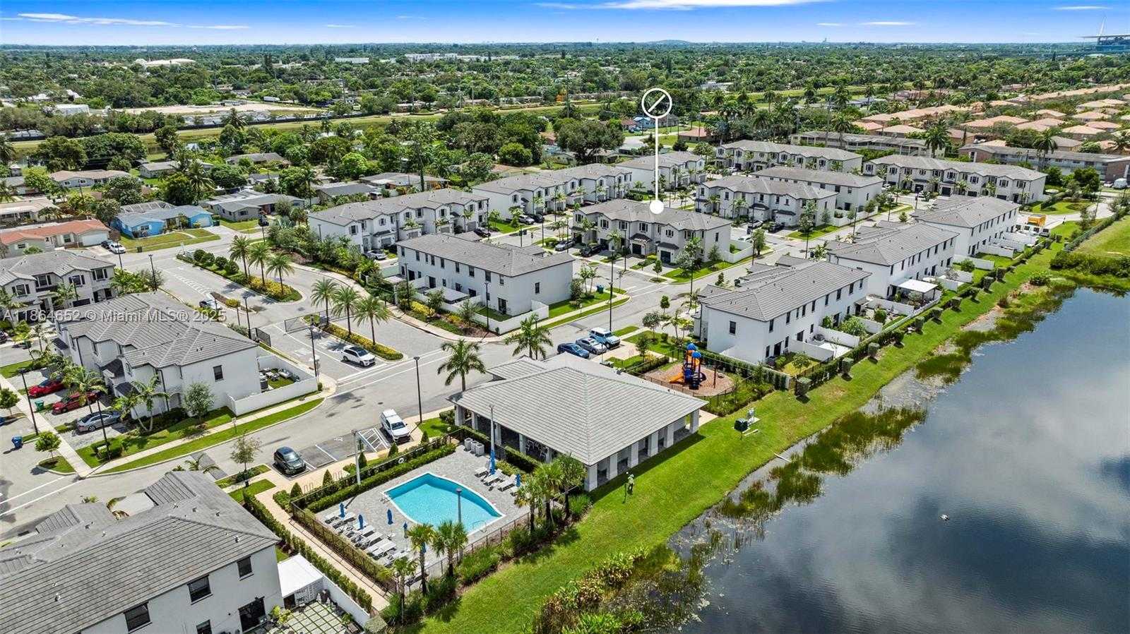 Small Image of 20380 NORTH WEST 5TH CT, Miami Gardens Number 41