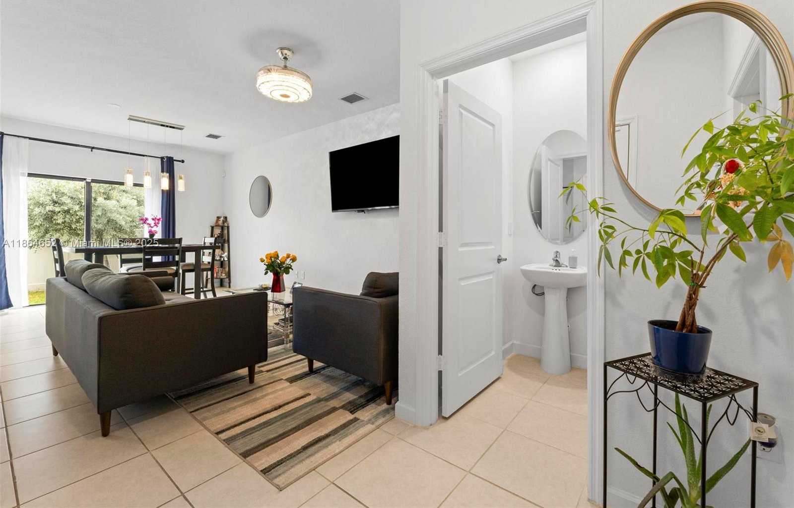 Small Image of 20380 NORTH WEST 5TH CT, Miami Gardens Number 7