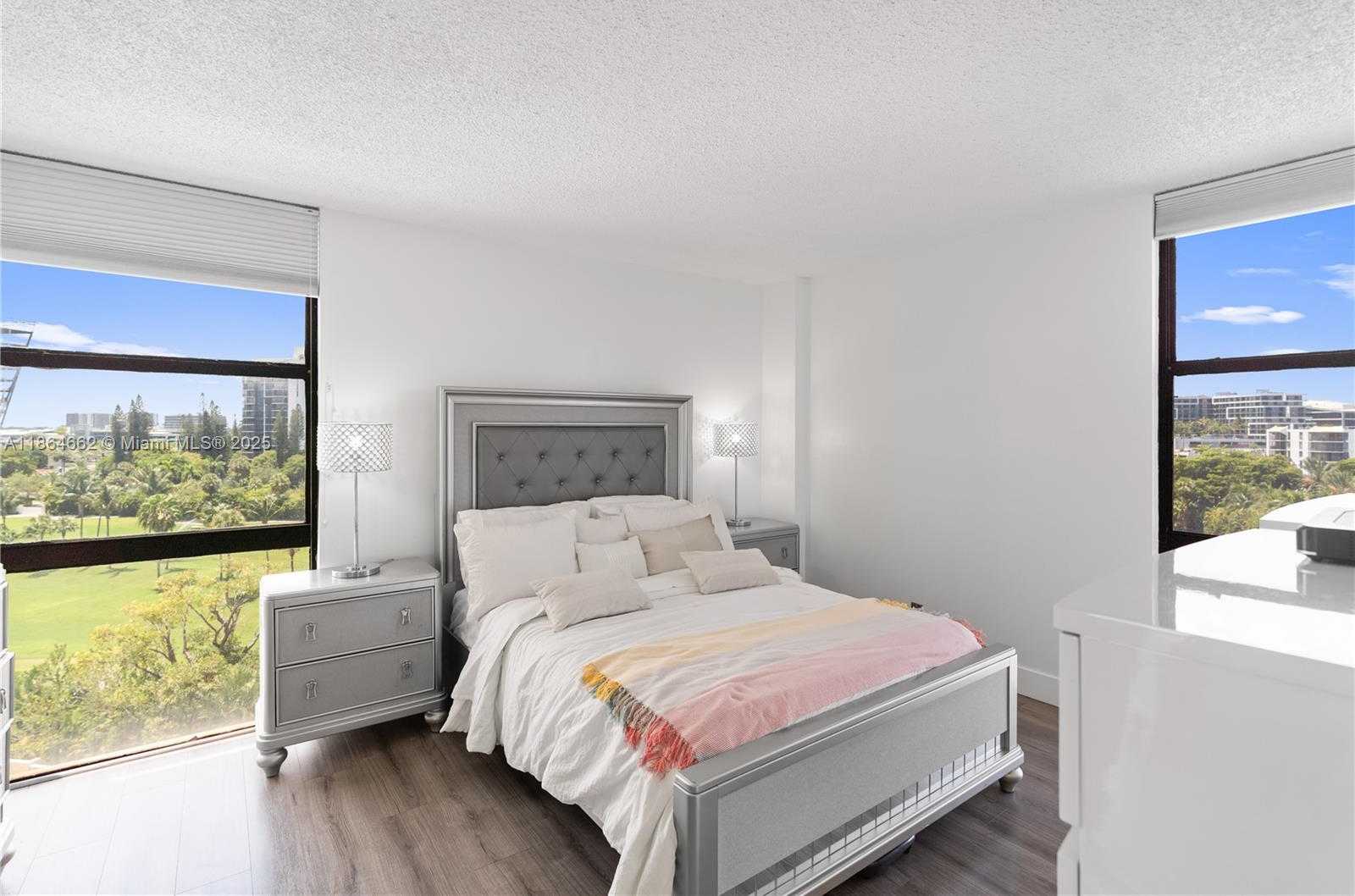Small Image of 20301 WEST COUNTRY CLUB DR #829, Aventura Number 24