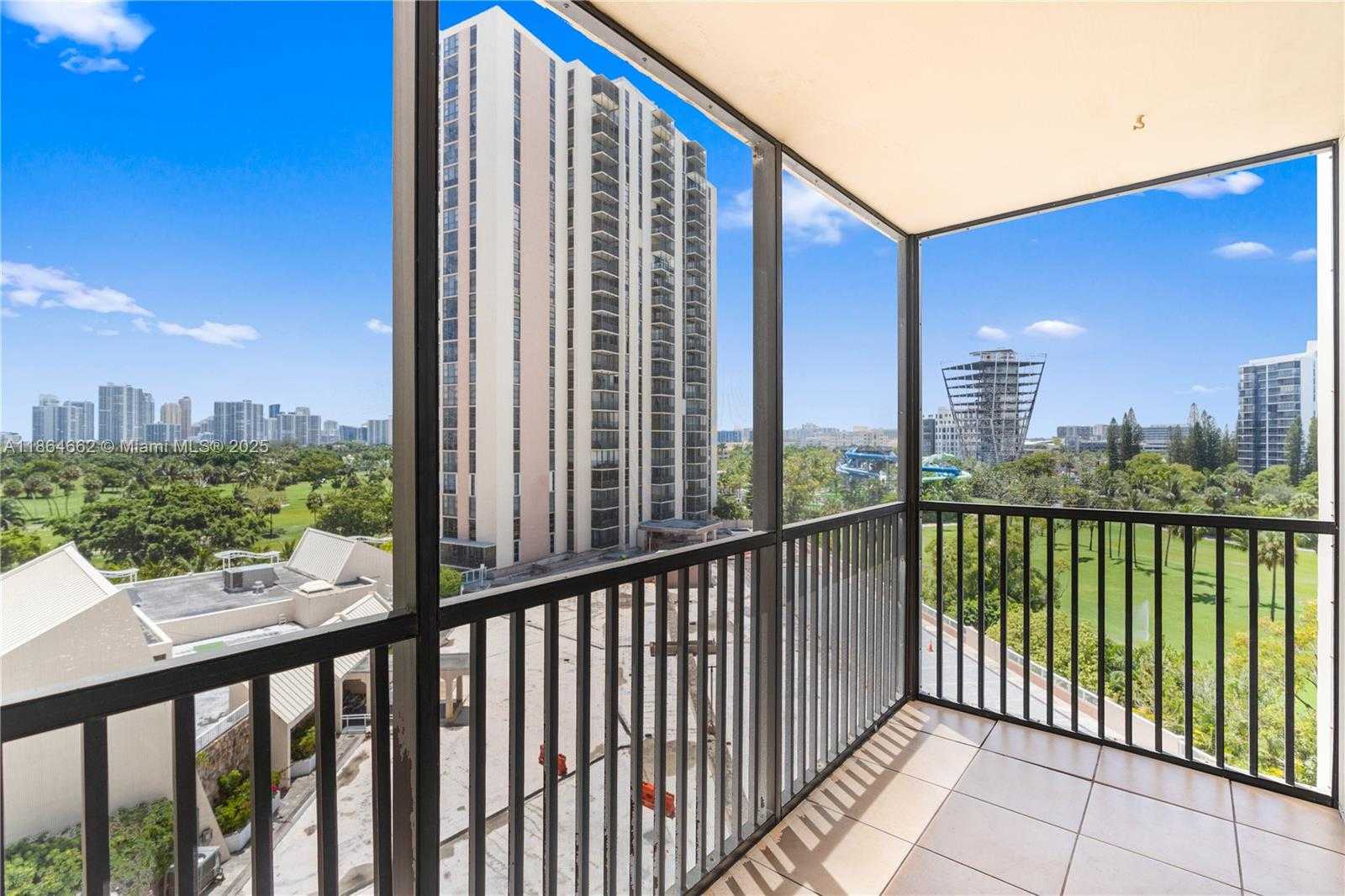Small Image of 20301 WEST COUNTRY CLUB DR #829, Aventura Number 30