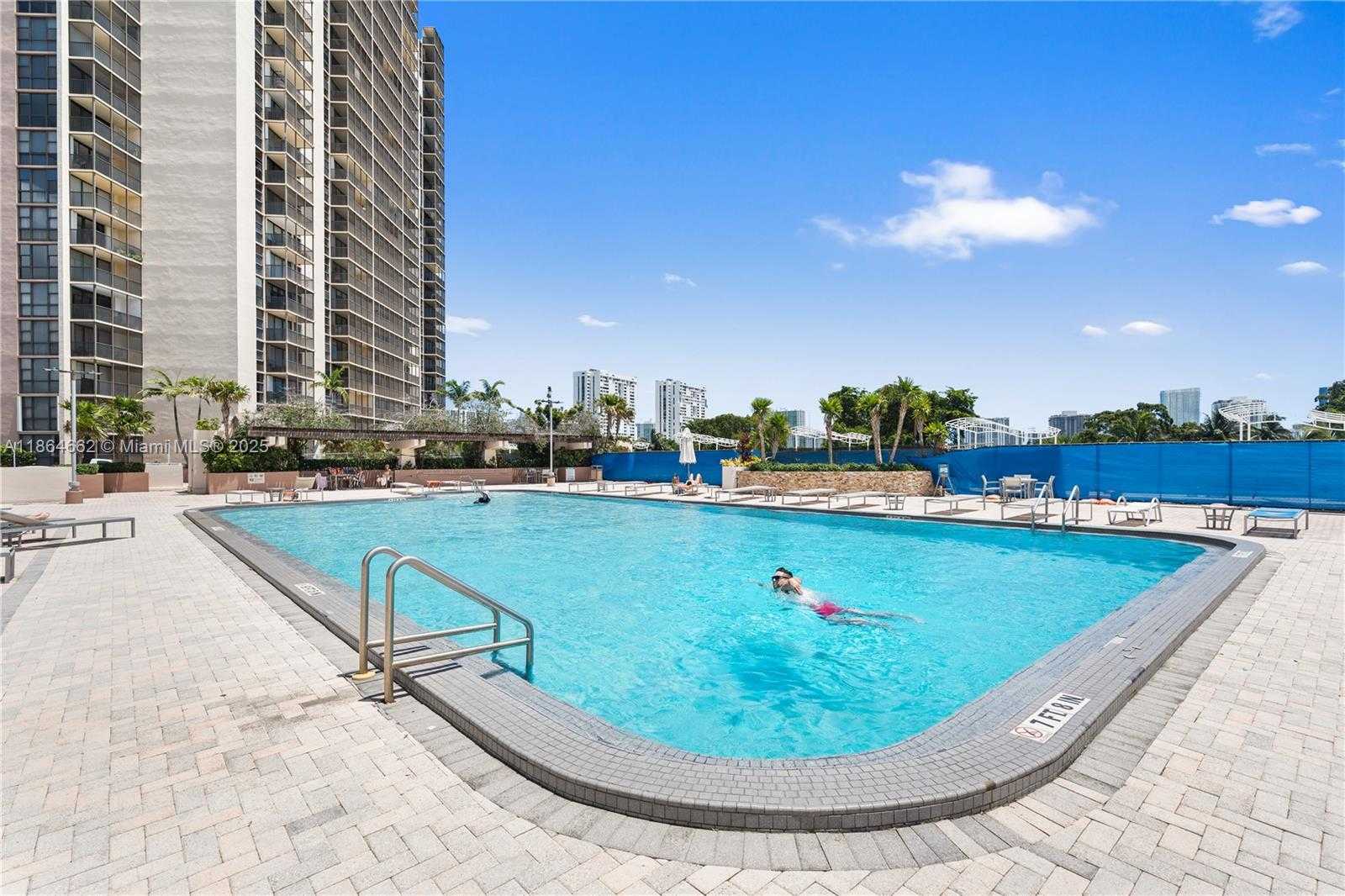 Small Image of 20301 WEST COUNTRY CLUB DR #829, Aventura Number 33