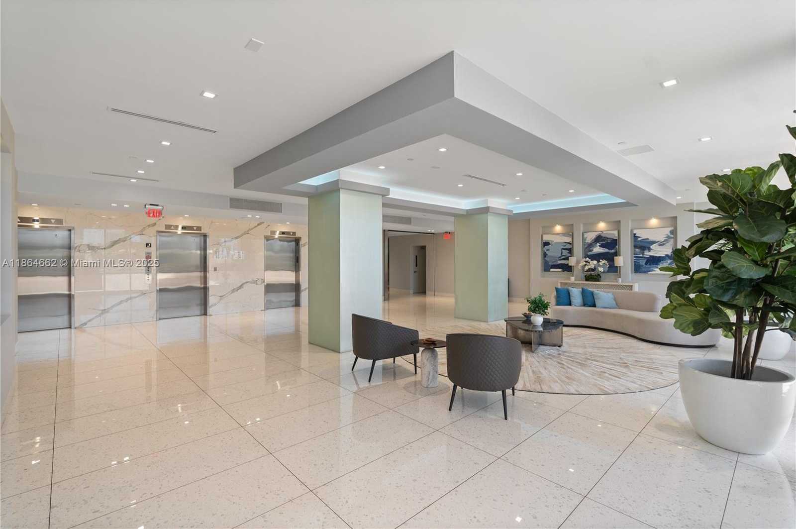 Small Image of 20301 WEST COUNTRY CLUB DR #829, Aventura Number 4