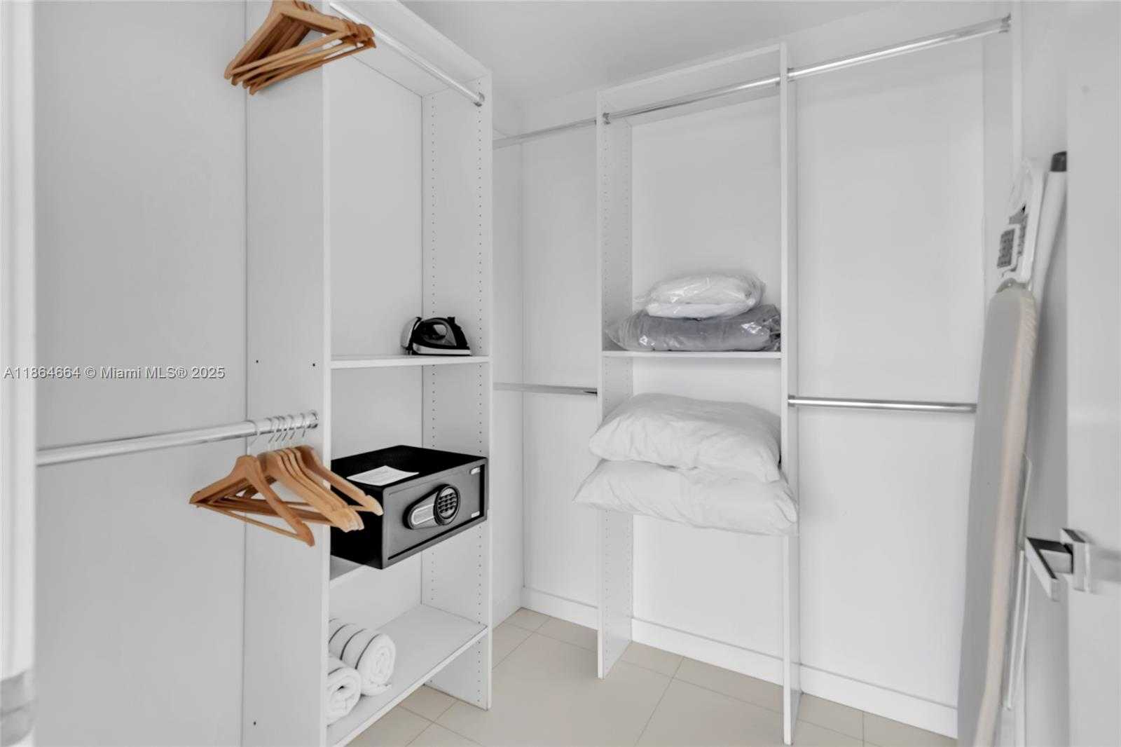 Small Image of 1120 98TH ST #403, Bay Harbor Islands Number 17