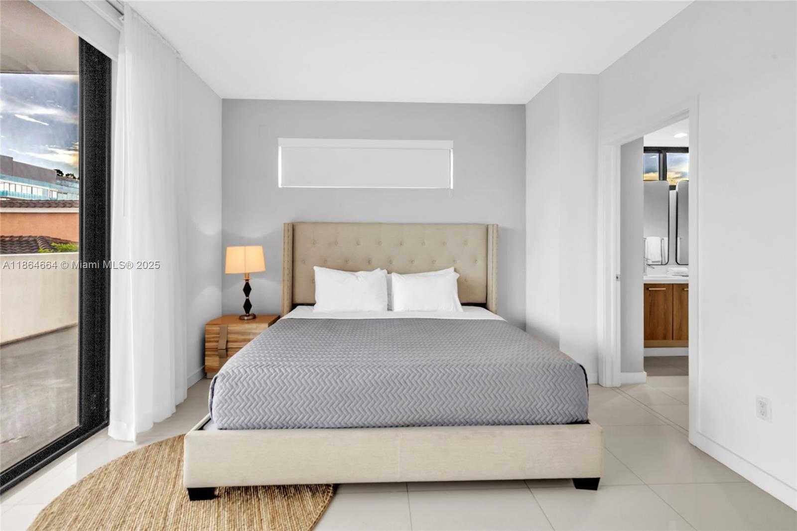 Small Image of 1120 98TH ST #403, Bay Harbor Islands Number 19