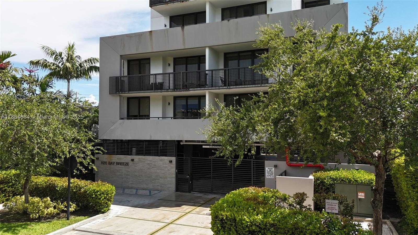 Small Image of 1120 98TH ST #403, Bay Harbor Islands Number 40