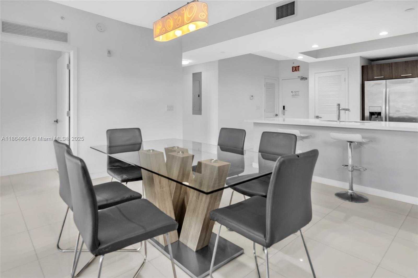 Small Image of 1120 98TH ST #403, Bay Harbor Islands Number 5