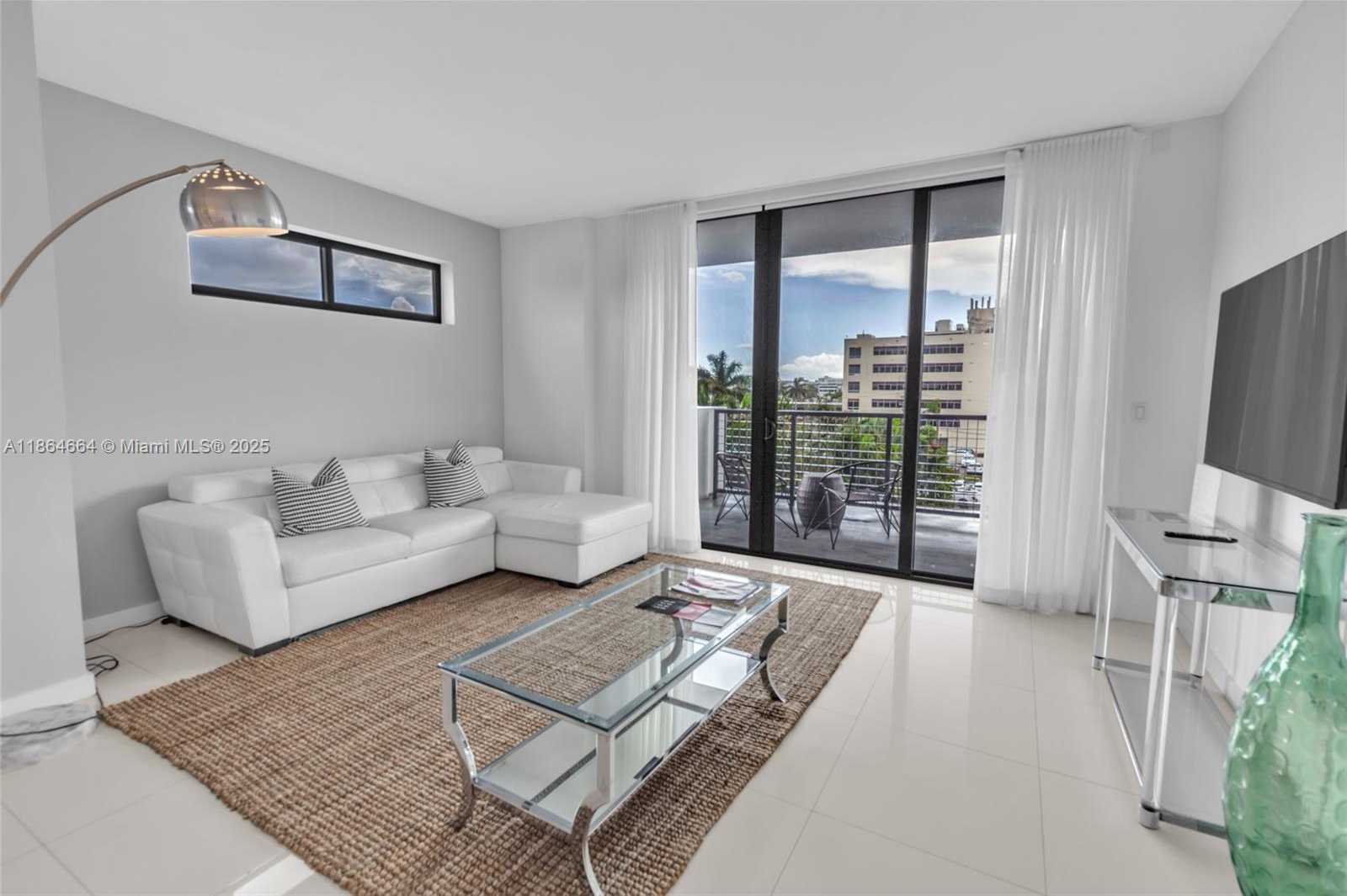 Small Image of 1120 98TH ST #403, Bay Harbor Islands Number 7