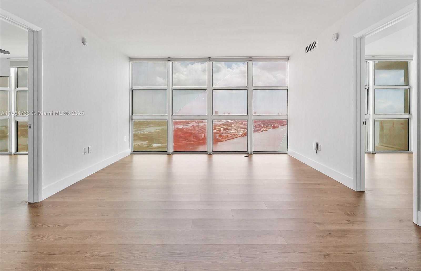 Small Image of 50 BISCAYNE BLVD #4008, Miami Number 10