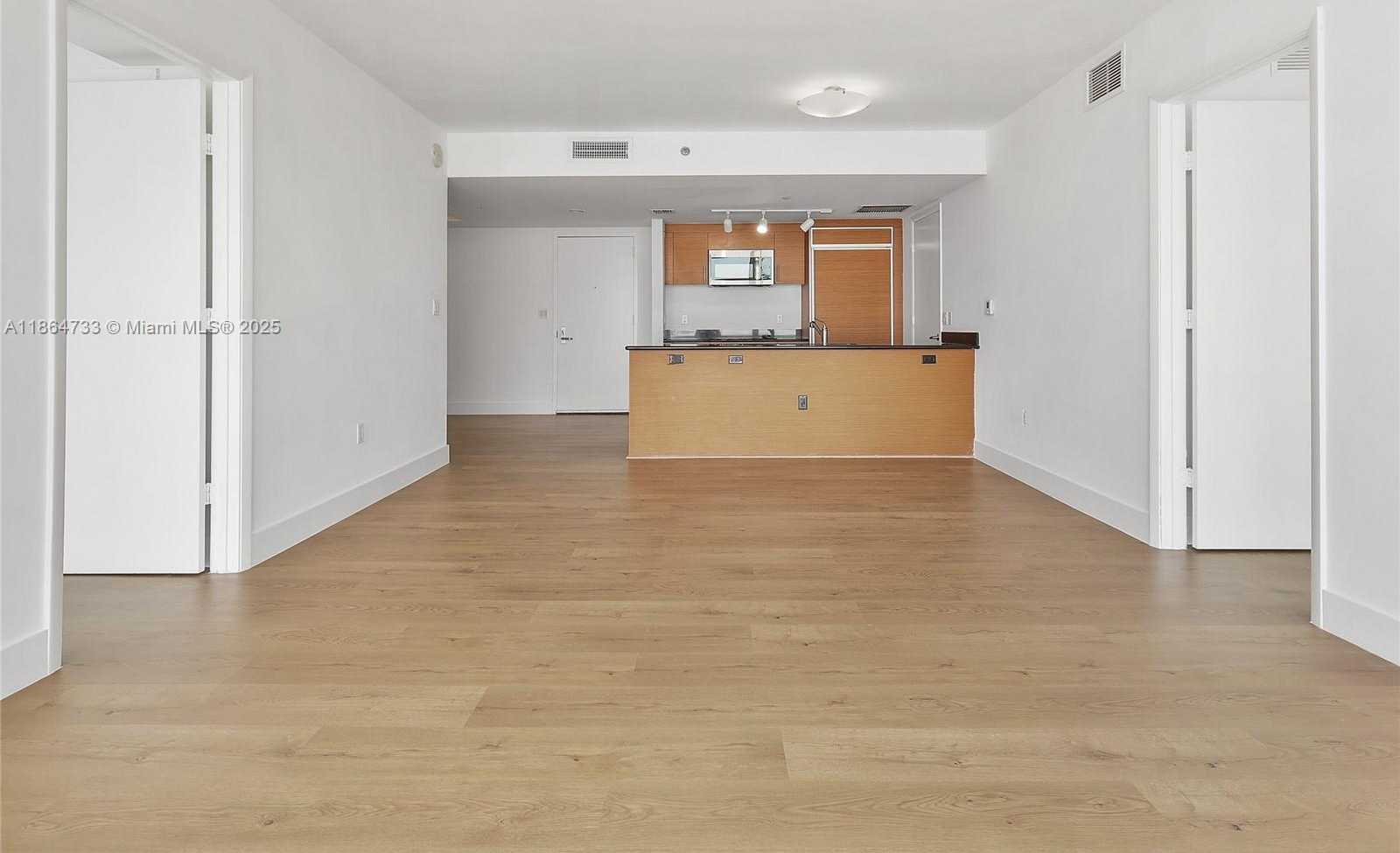 Small Image of 50 BISCAYNE BLVD #4008, Miami Number 11