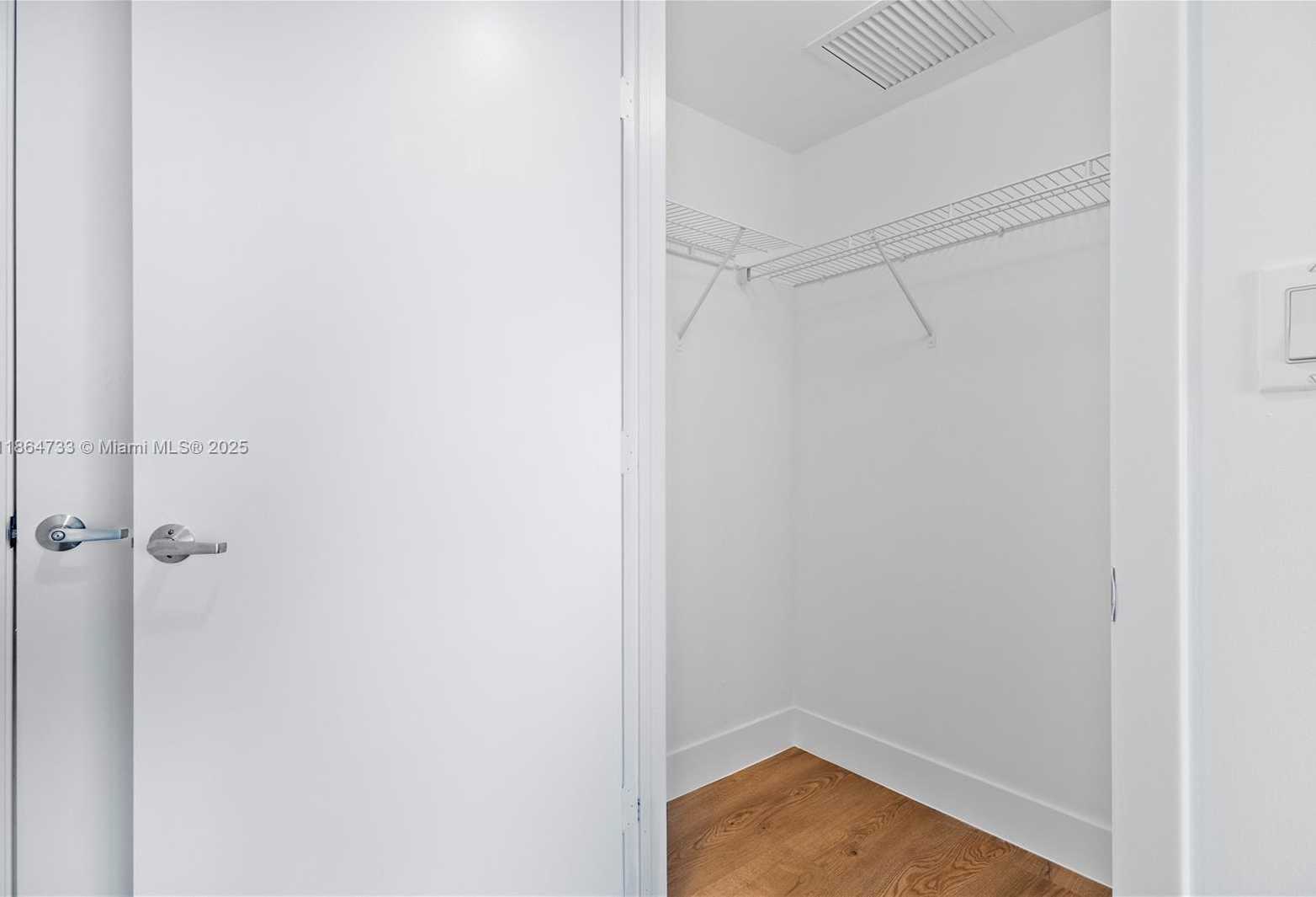 Small Image of 50 BISCAYNE BLVD #4008, Miami Number 12