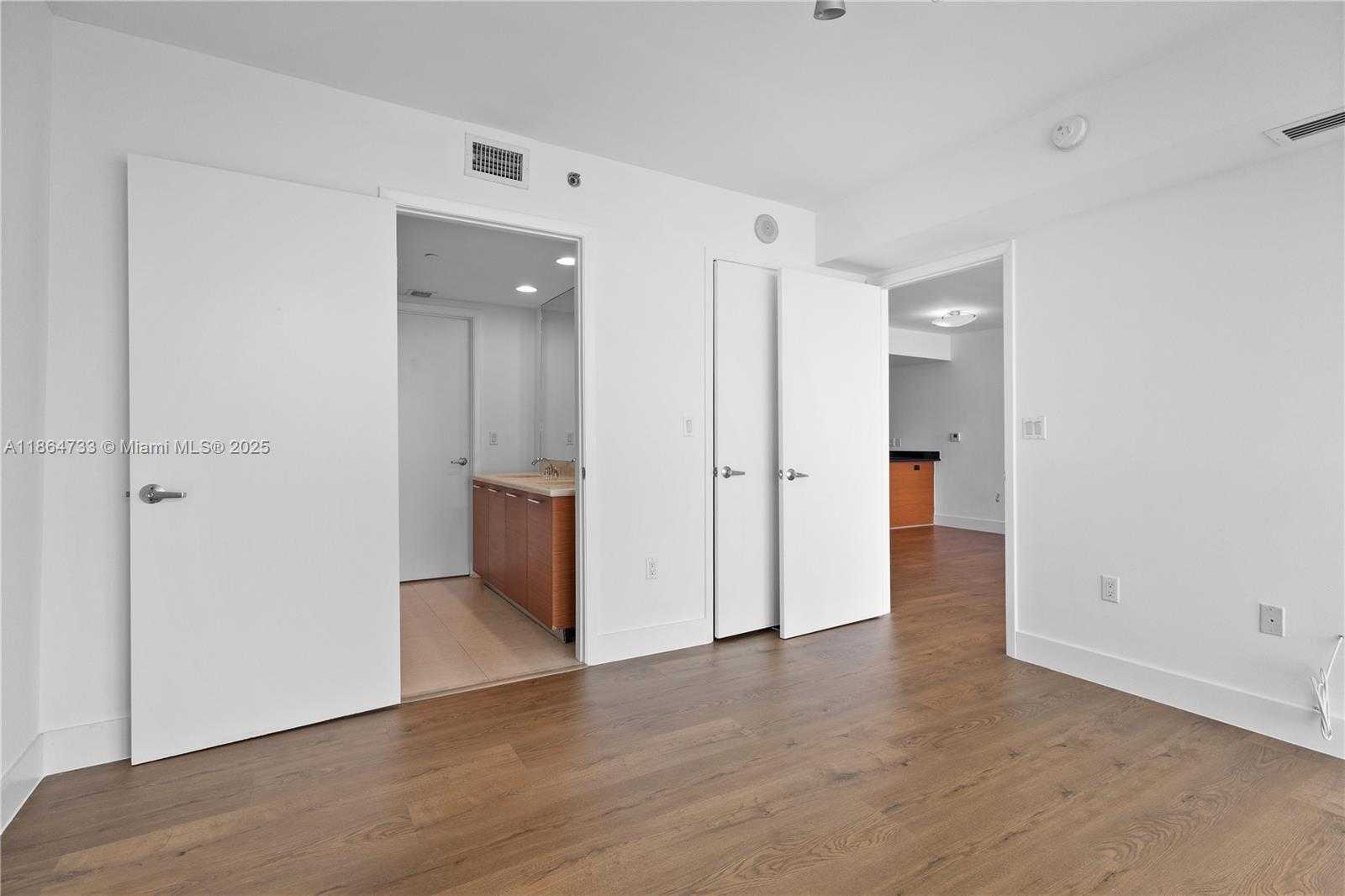 Small Image of 50 BISCAYNE BLVD #4008, Miami Number 15