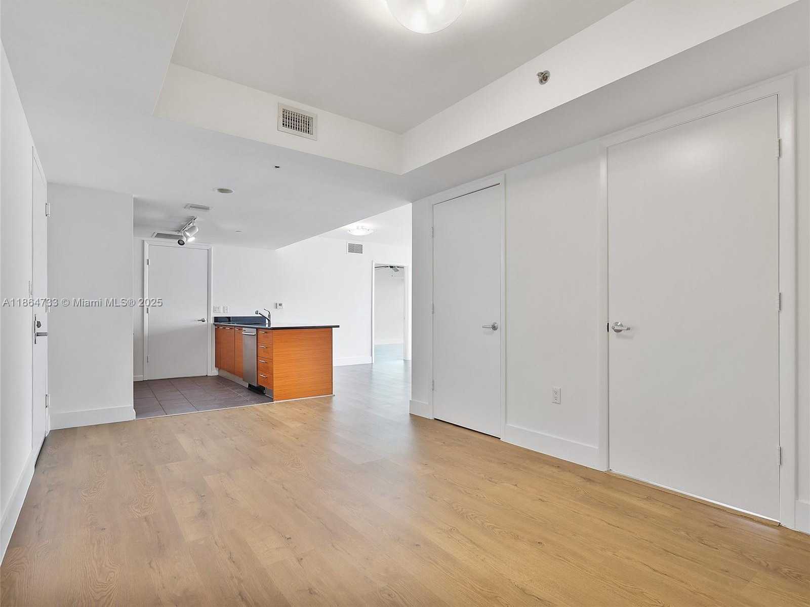 Small Image of 50 BISCAYNE BLVD #4008, Miami Number 26