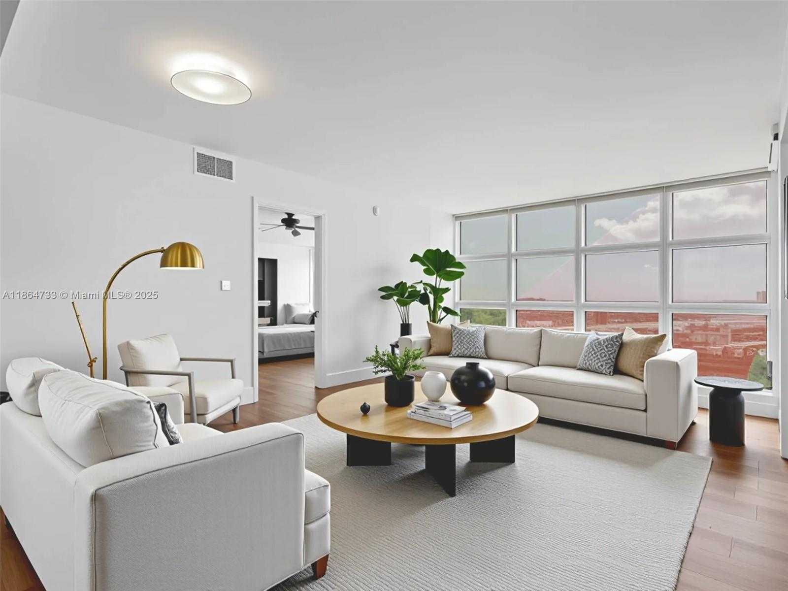 Small Image of 50 BISCAYNE BLVD #4008, Miami Number 36