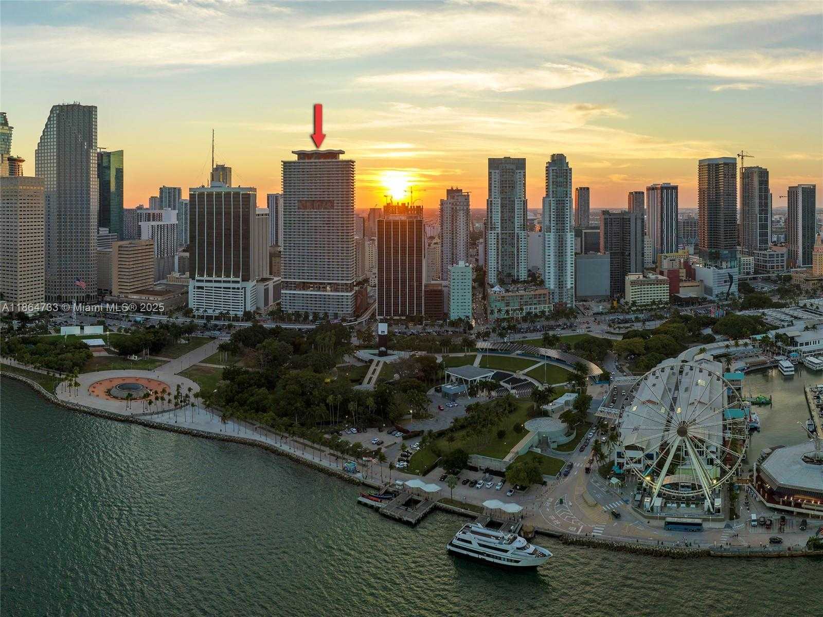 Small Image of 50 BISCAYNE BLVD #4008, Miami Number 37