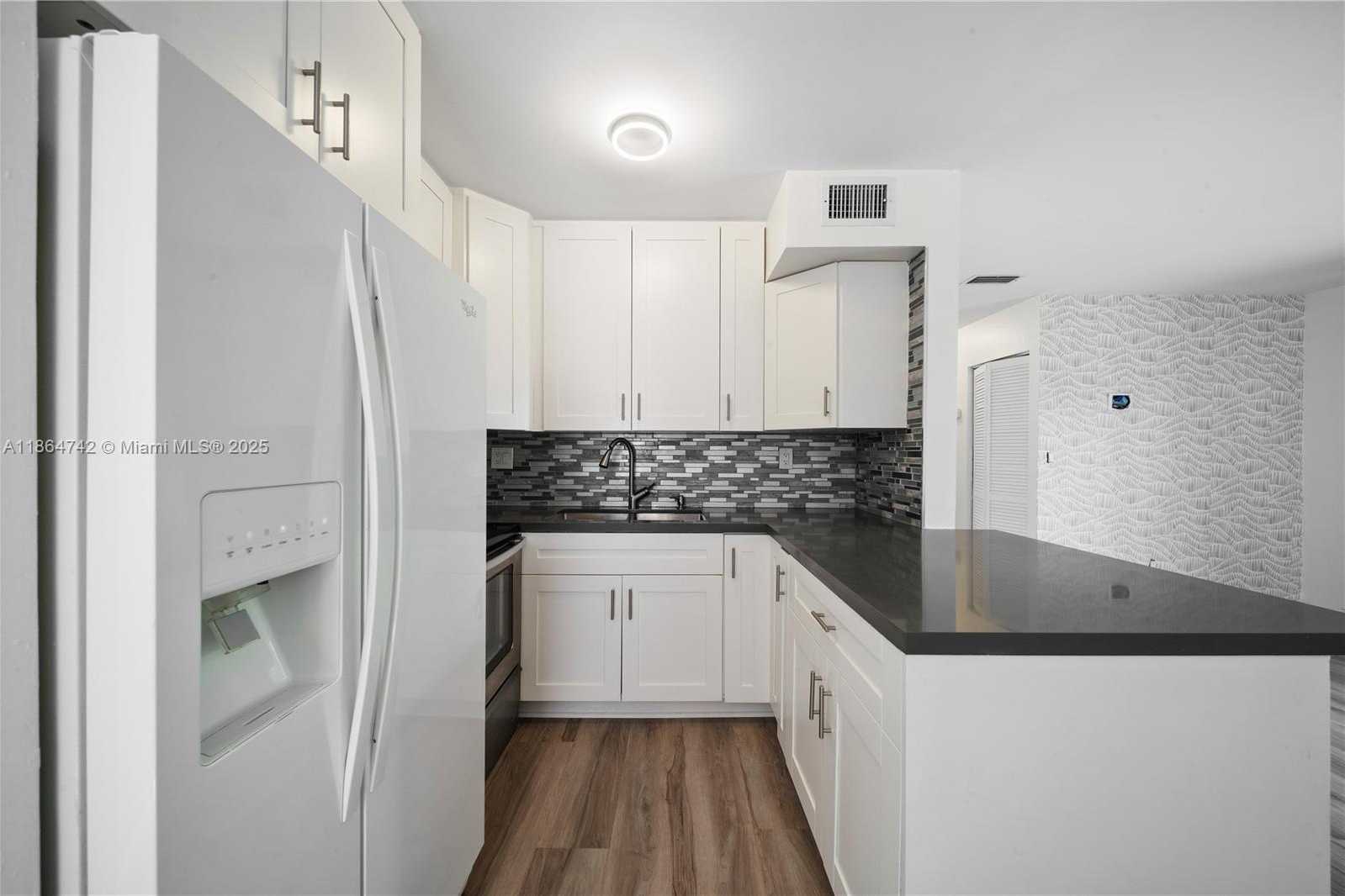 Small Image of 485 NORTH WEST 210TH ST #206, Miami Gardens Number 12
