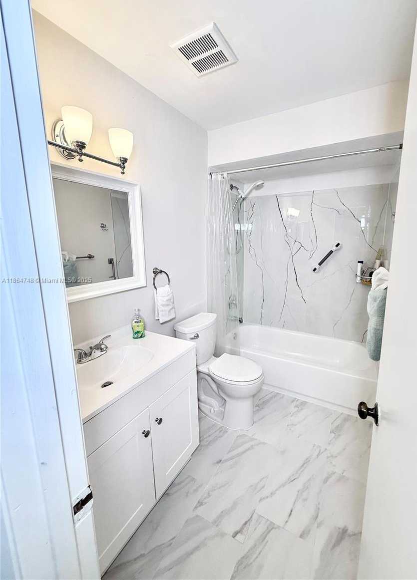 Small Image of 11028 SOUTH WEST 132ND PL #24-4, Miami Number 15