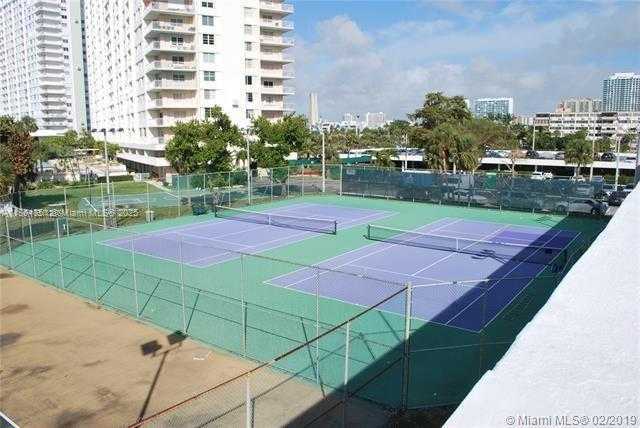 Small Image of 100 BAYVIEW DR #1906, Sunny Isles Beach Number 26