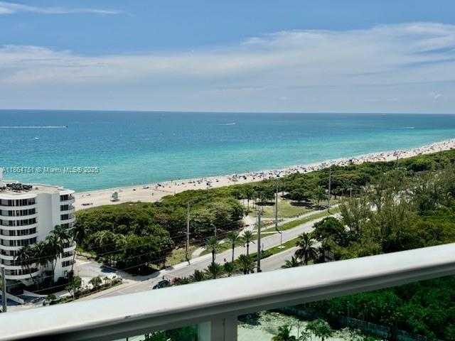 Small Image of 100 BAYVIEW DR #1906, Sunny Isles Beach Number 6