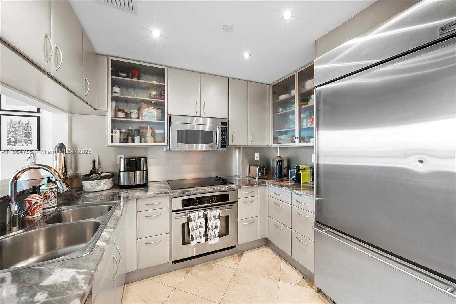 Small Image of 540 WEST AVE #712, Miami Beach Number 14