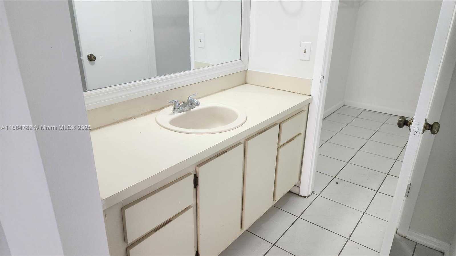 Small Image of 9708 HAMMOCKS BLVD #101-32, Miami Number 13