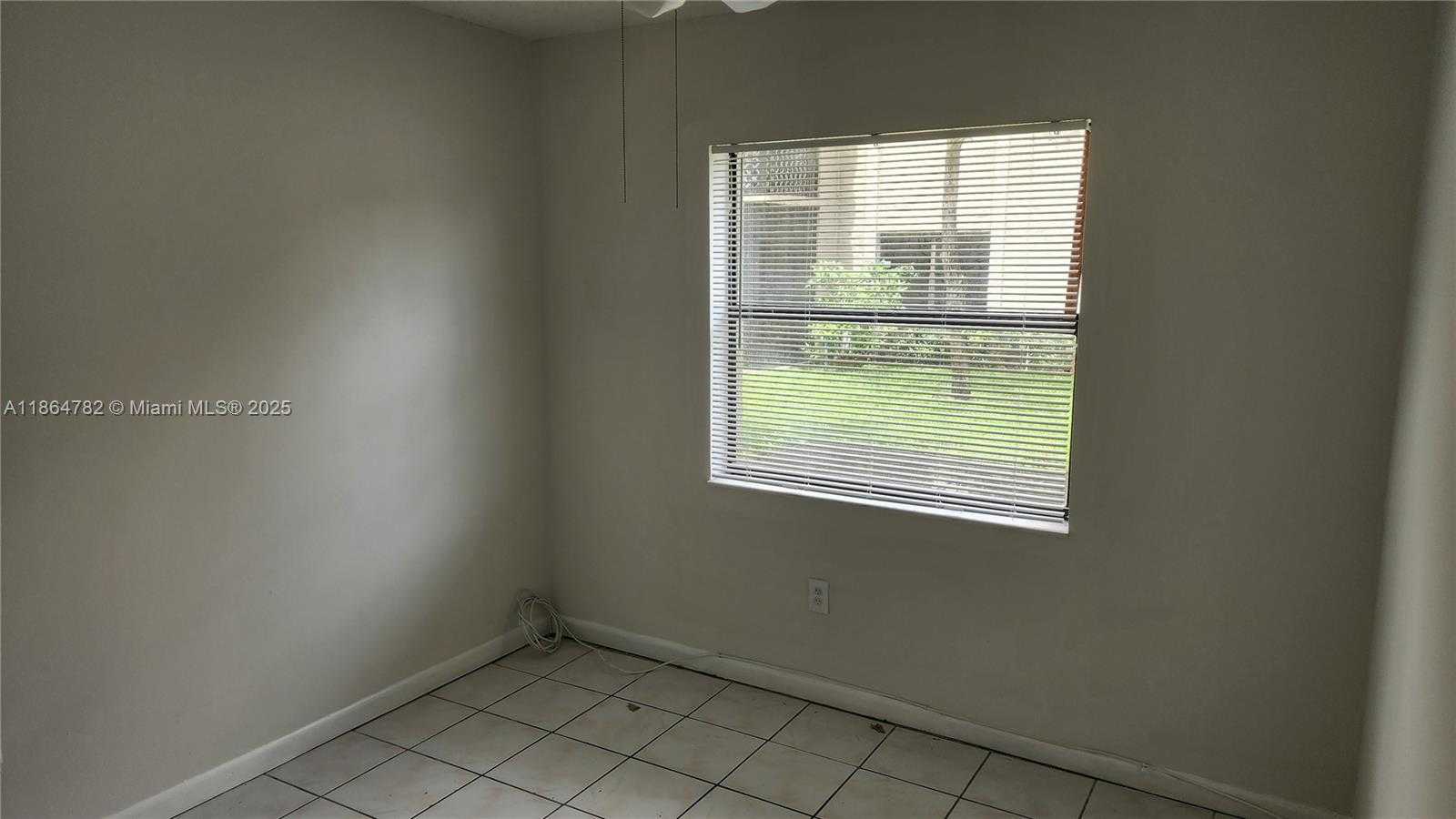 Small Image of 9708 HAMMOCKS BLVD #101-32, Miami Number 17