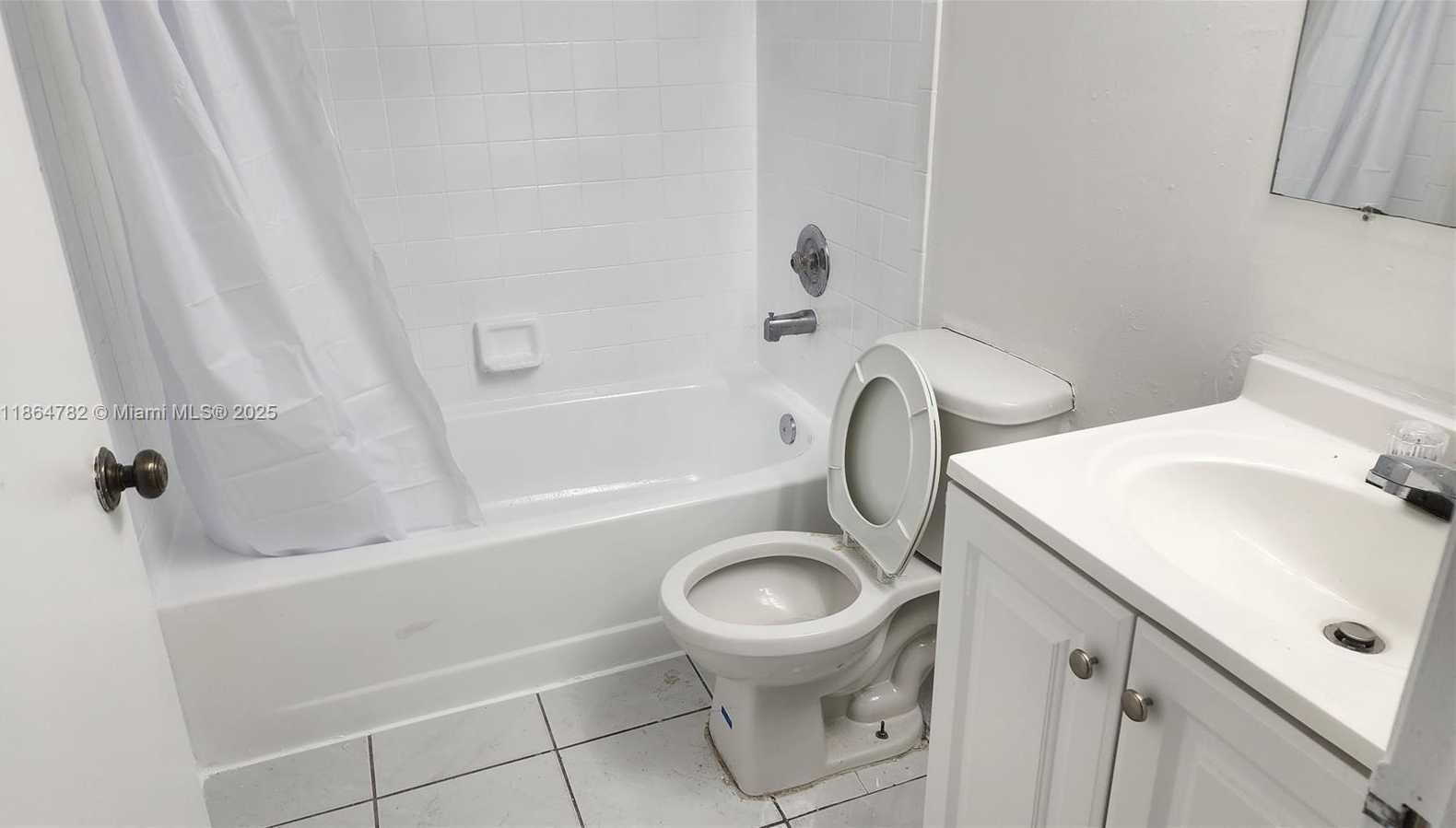 Small Image of 9708 HAMMOCKS BLVD #101-32, Miami Number 22