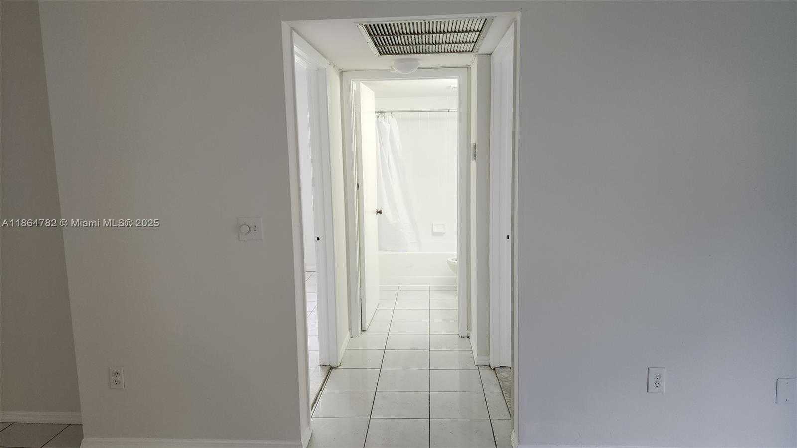 Small Image of 9708 HAMMOCKS BLVD #101-32, Miami Number 23