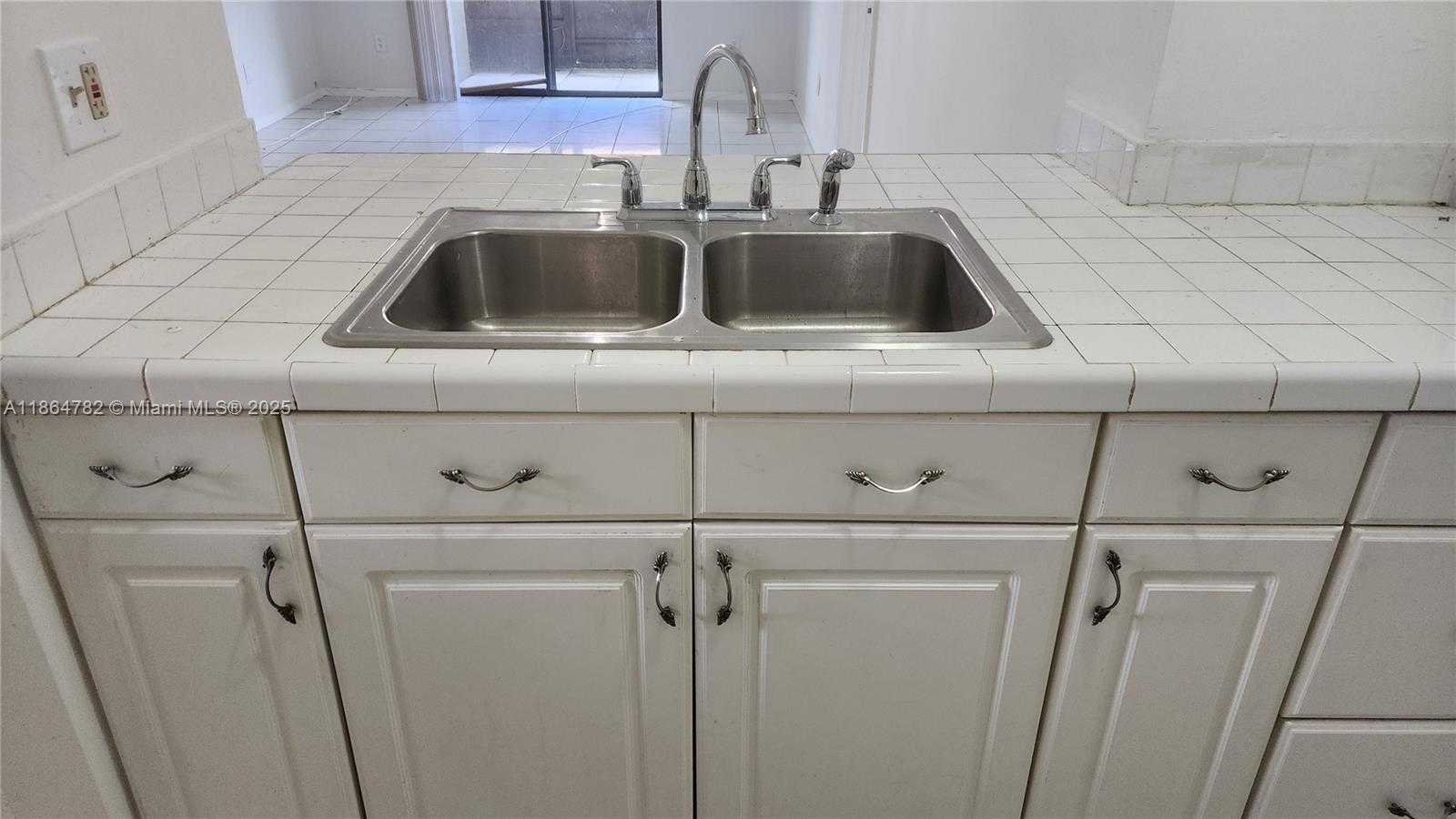 Small Image of 9708 HAMMOCKS BLVD #101-32, Miami Number 5