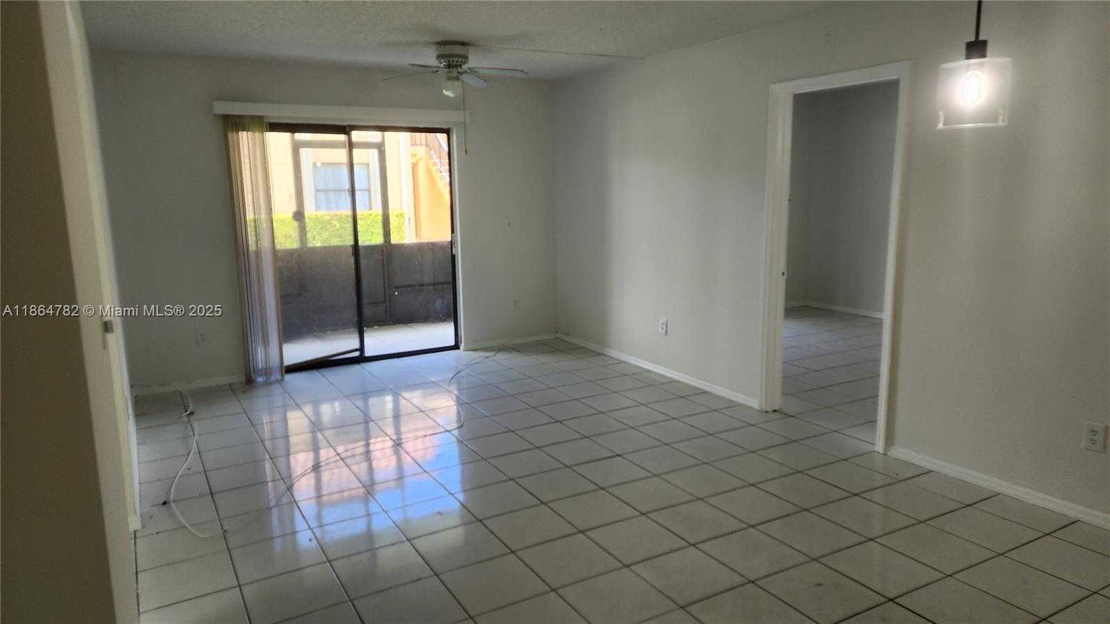 Small Image of 9708 HAMMOCKS BLVD #101-32, Miami Number 8