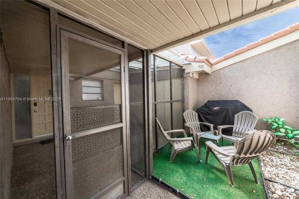Small Image of 402 ST ANDREWS RD #55, Hollywood Number 12