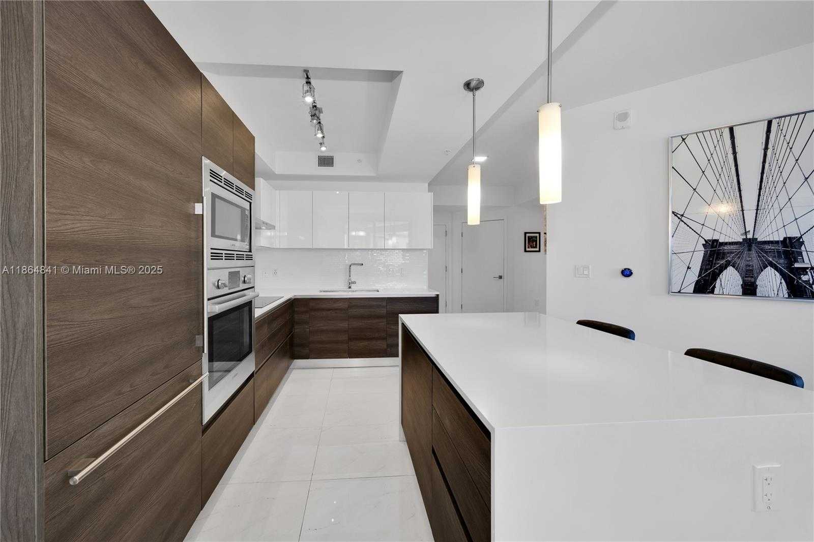 Small Image of 301 ALTARA AVE #511, Coral Gables Number 13