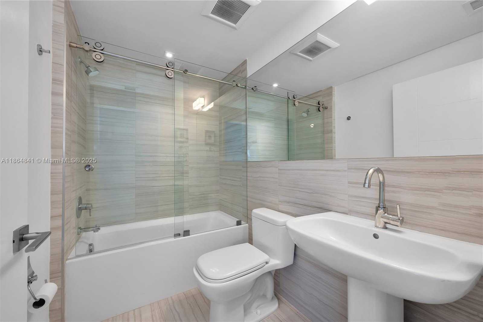 Small Image of 301 ALTARA AVE #511, Coral Gables Number 25
